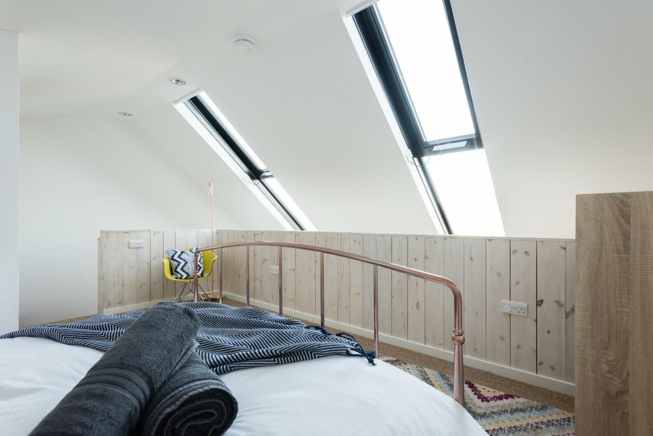 The Cliffside Loft - Distinctly Modern 3 Bdr Riverside Home Bath Exteriér fotografie