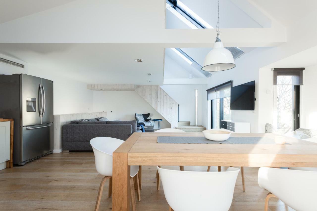 The Cliffside Loft - Distinctly Modern 3 Bdr Riverside Home Bath Exteriér fotografie